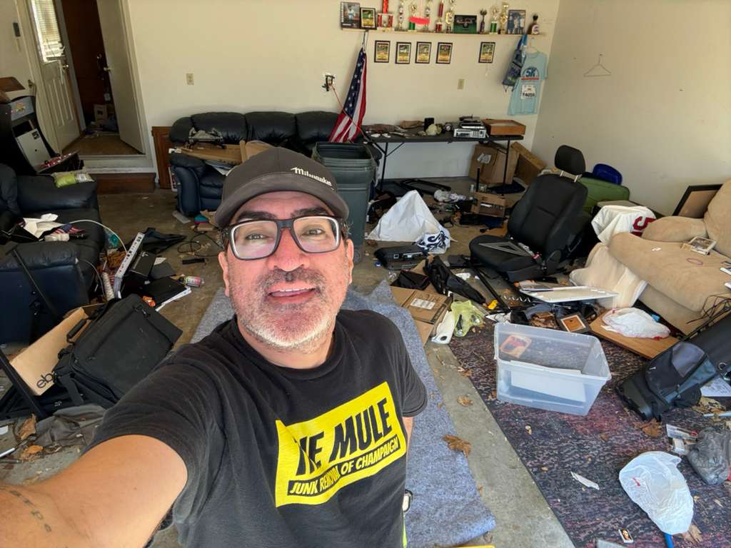 The Mule Junk Removal performing an eviction and hoarder cleanout in Champaign IL 61821